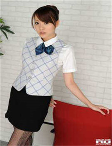 女囚07号玲奈
